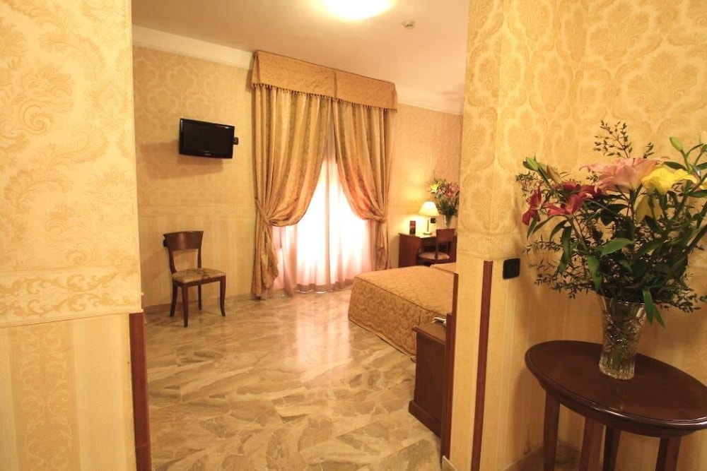 Hotel Orazia 39/57