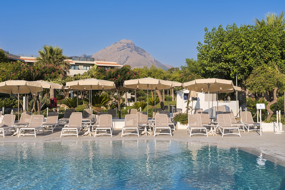 Grand Palladium Sicilia Resort & Spa 46/50
