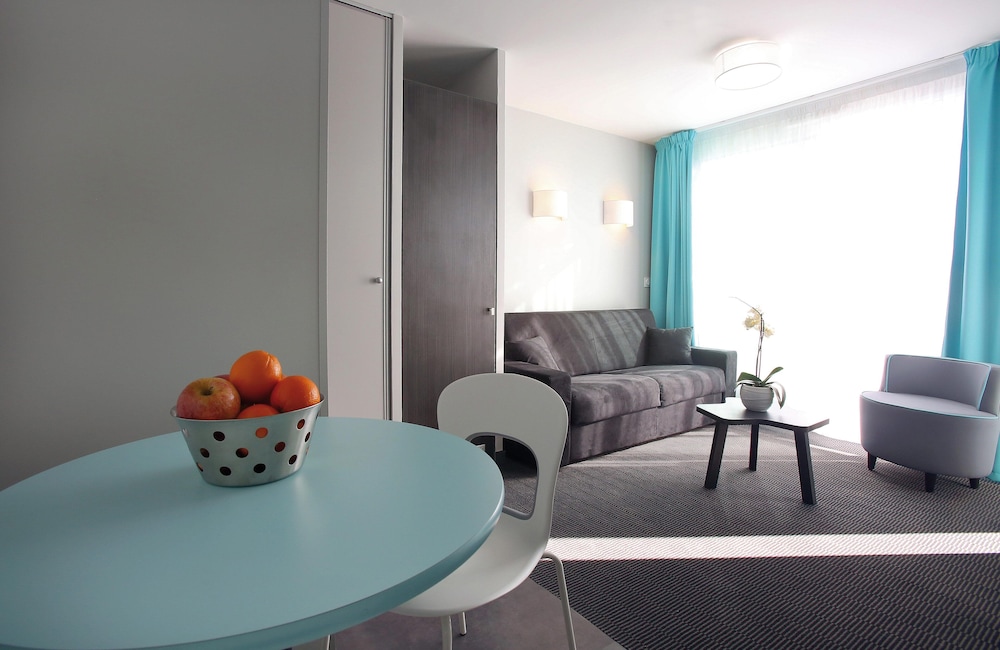 Appart City Confort Montpellier Ovalie 2 47/70