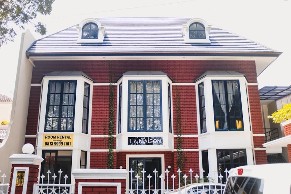 Reddoorz Premium Near Rs Pondok Indah 1/46