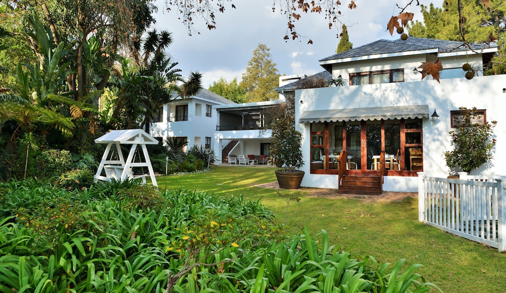 Hyde Park Guest House 67/73
