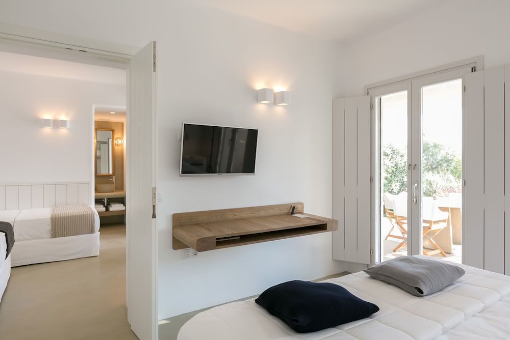 Seven Santa Maria Paros Boutique Hotel 12/36