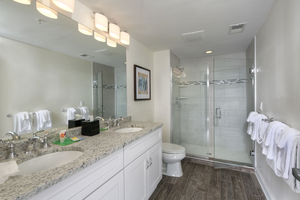 Hyatt Place Dewey Beach 24/80