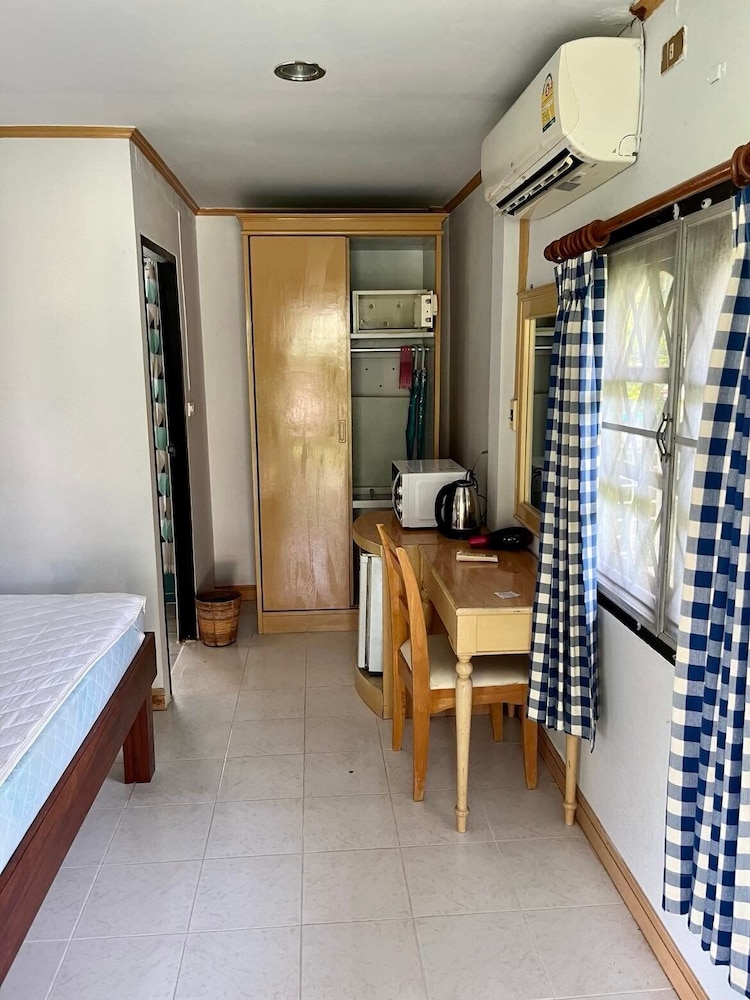 First Villa Beach Resort 32/75