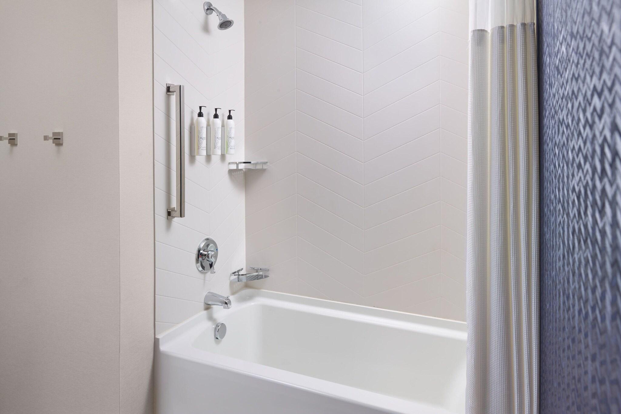 Fairfield Inn & Suites by Marriott Decatur 14/15