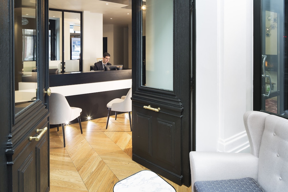 Hotel Le Relais Du Marais 25/32