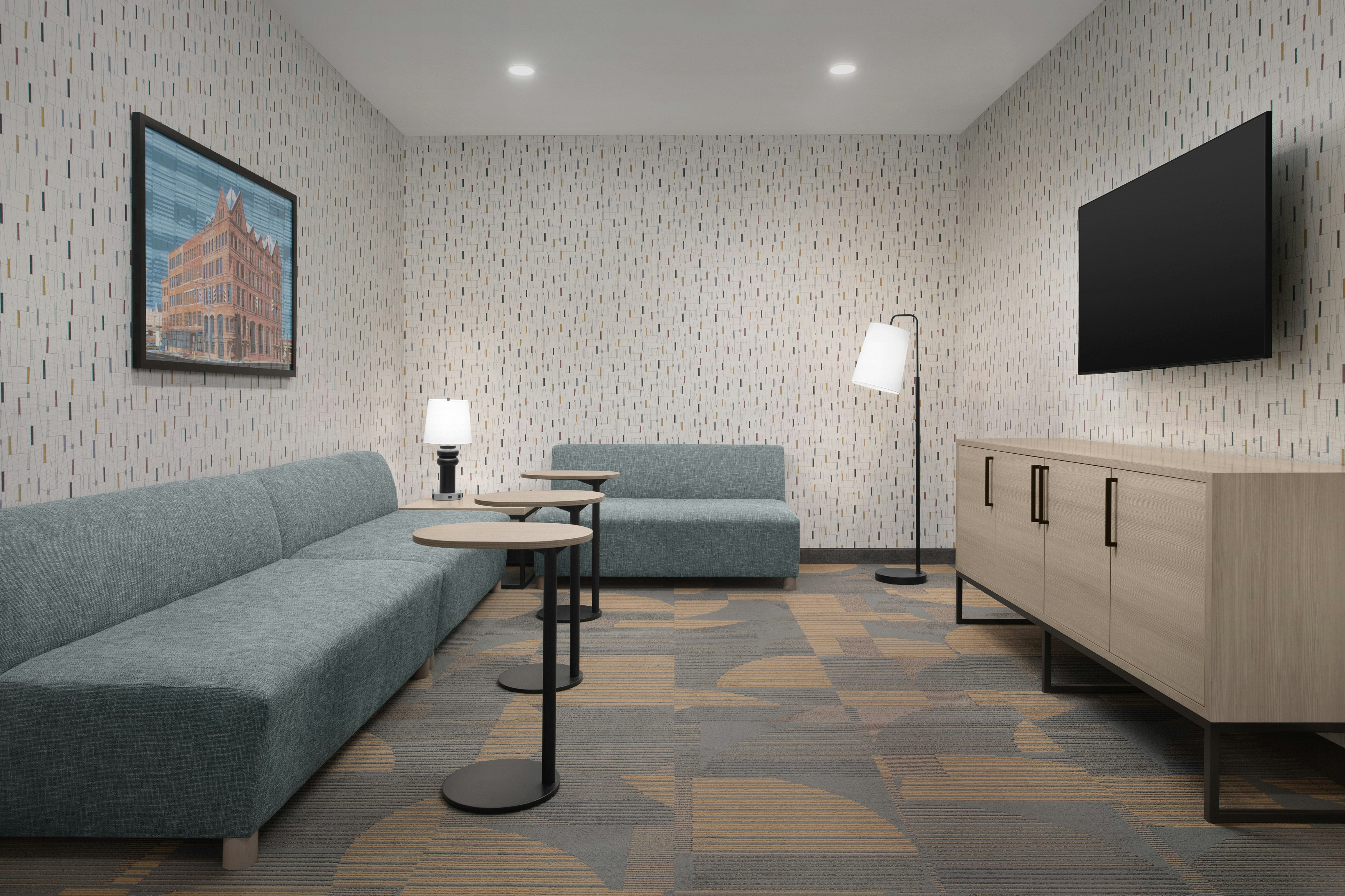 Home2 Suites by Hilton Syracuse Liverpool Airport Area 24/26