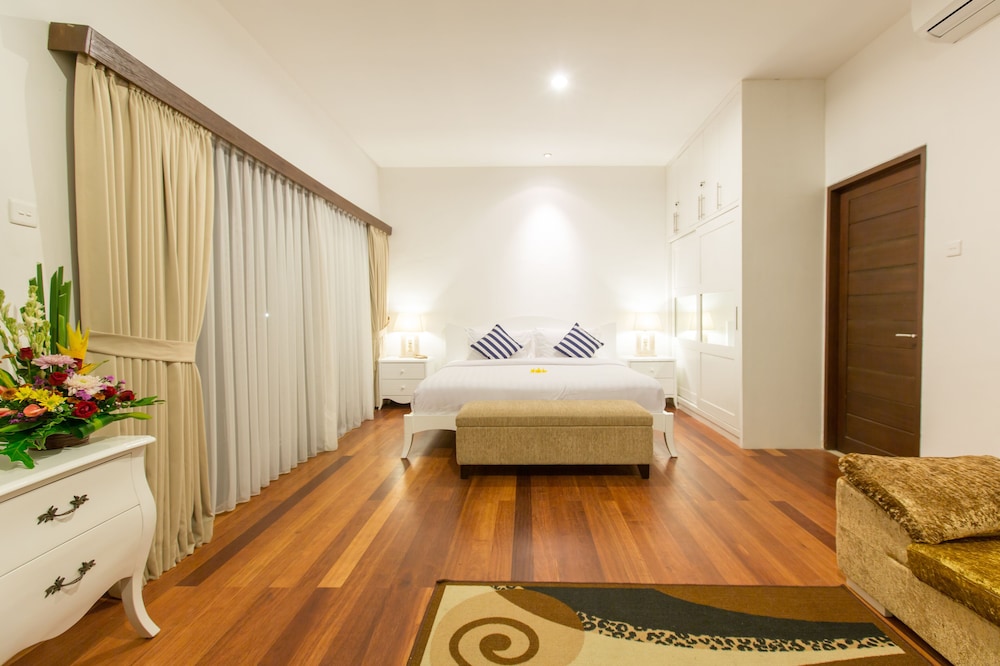 Villa Club Corner Residence by Nagisa Bali 9/34