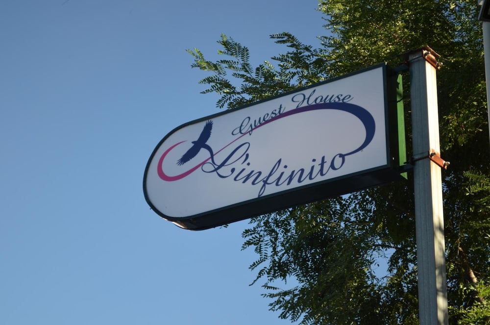 L'infinito Guest House 1/50