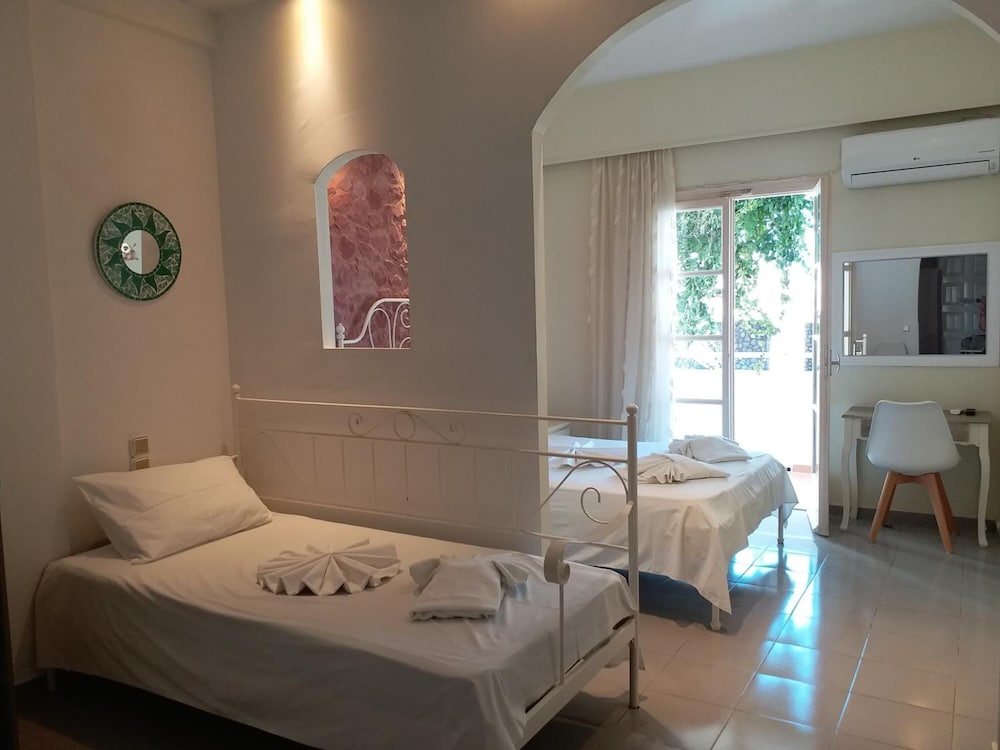 Atalos Suites 21/50