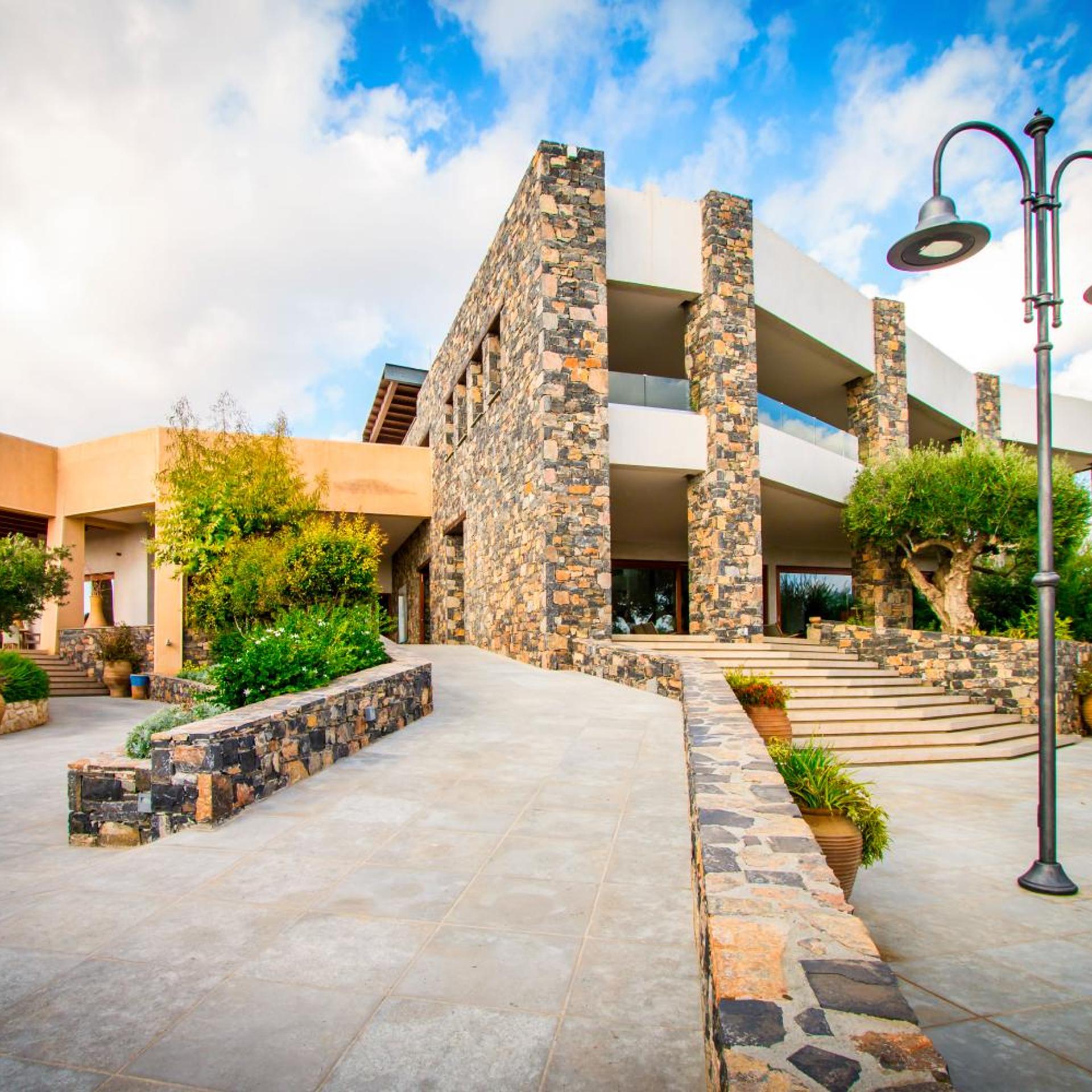 Ostria Resort & Spa 51/59