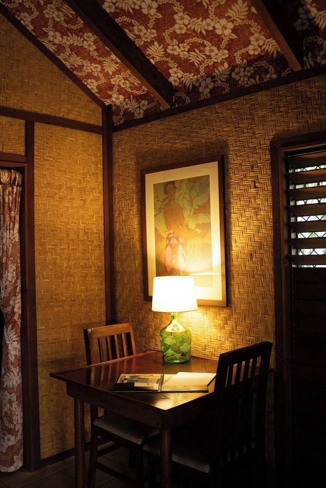 Rarotonga Beach Bungalows 28/50