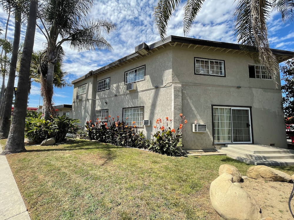 Bayshore Inn 35/44