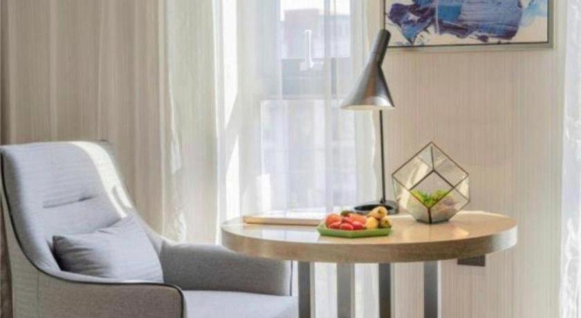 Echarm Hotel (Kunming Railway Station Huancheng South Road Metro Station) 32/50