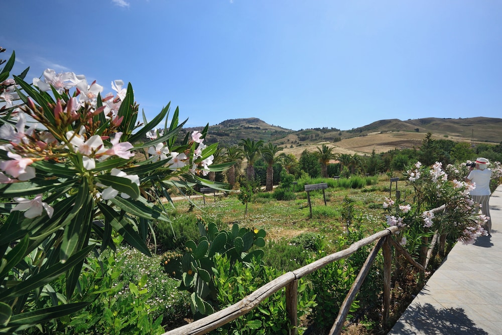 Villa Dafne 37/50