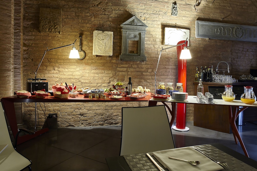 Palazzetto Rosso Hotel 62/74