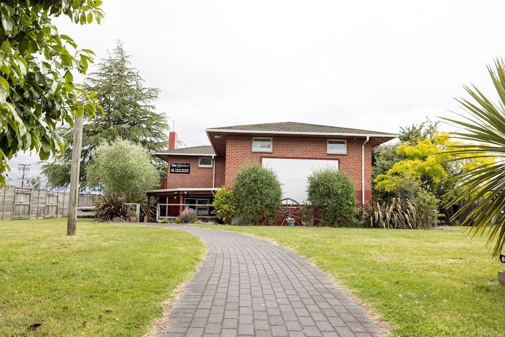 Haka House Taupo 41/50