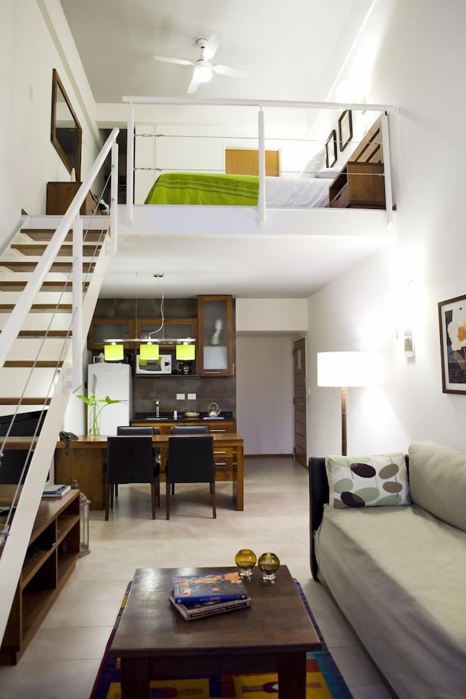 PIEDRAS SUITES(formerly Babel Suites) 10/14
