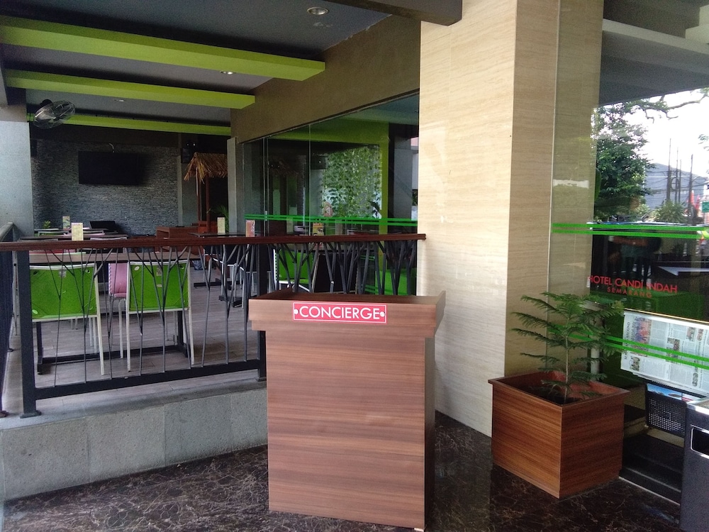 Hotel Candi Indah - Akpol Semarang 10/49