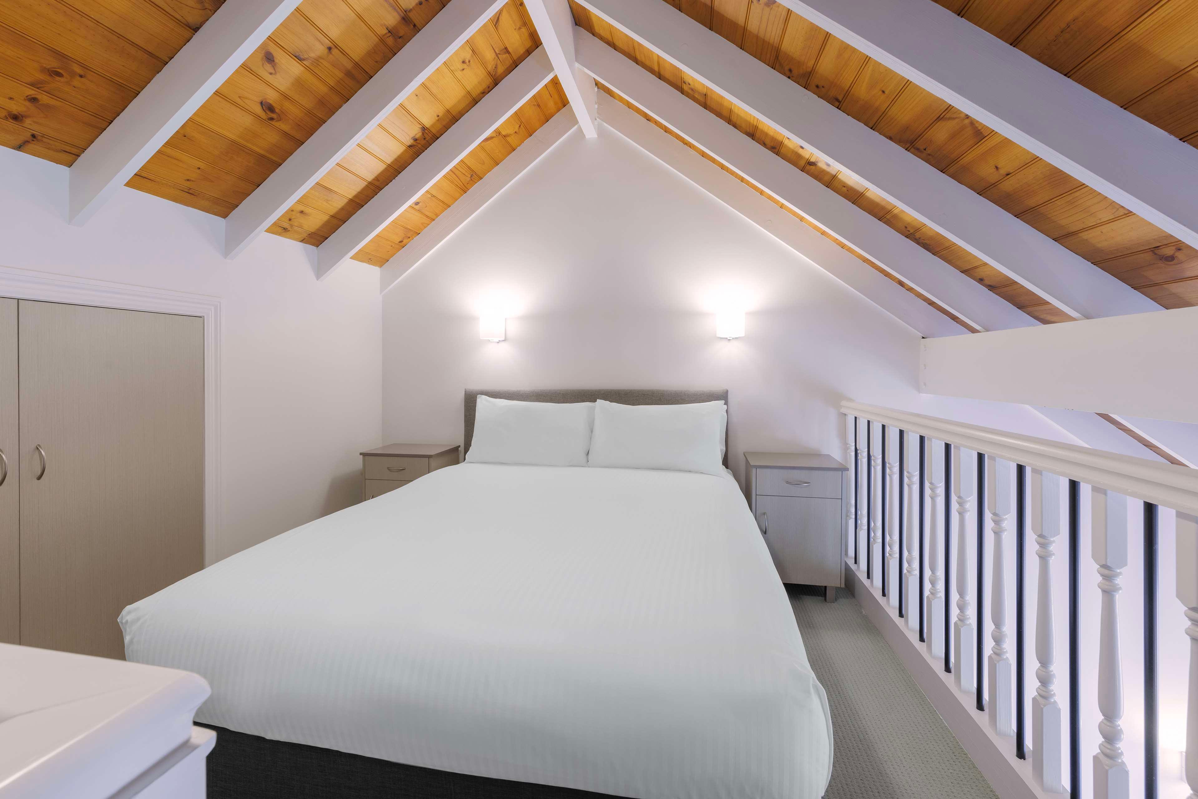 Mezzanine, Upstairs, Premier, Family, Queen and Twin Beds, Large