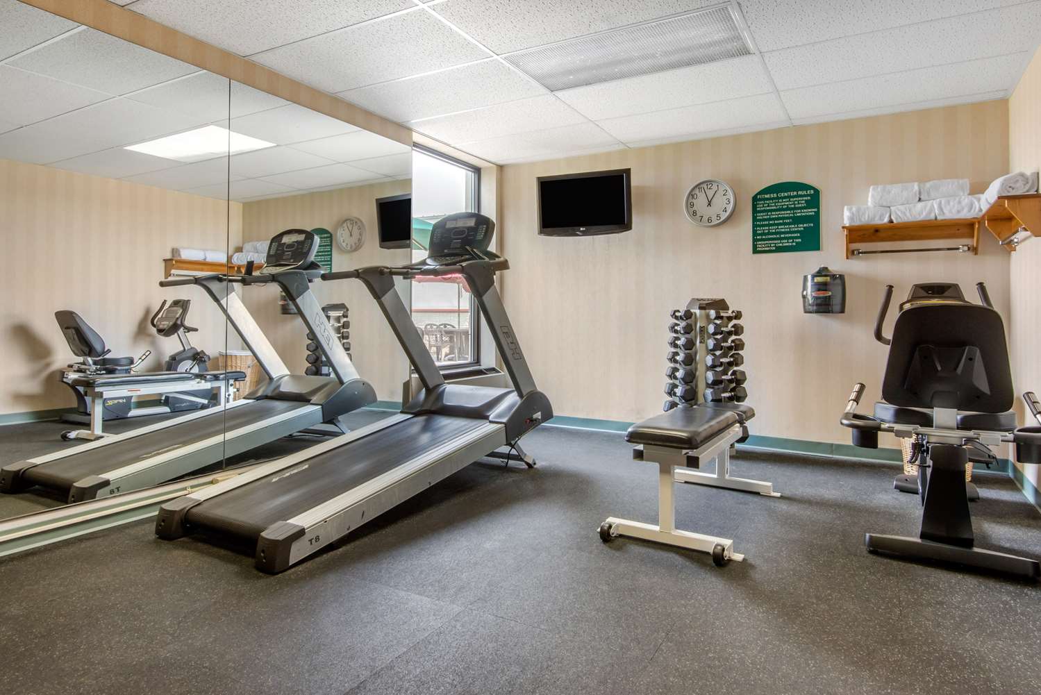 Quality Inn & Suites Mansfield 6/18