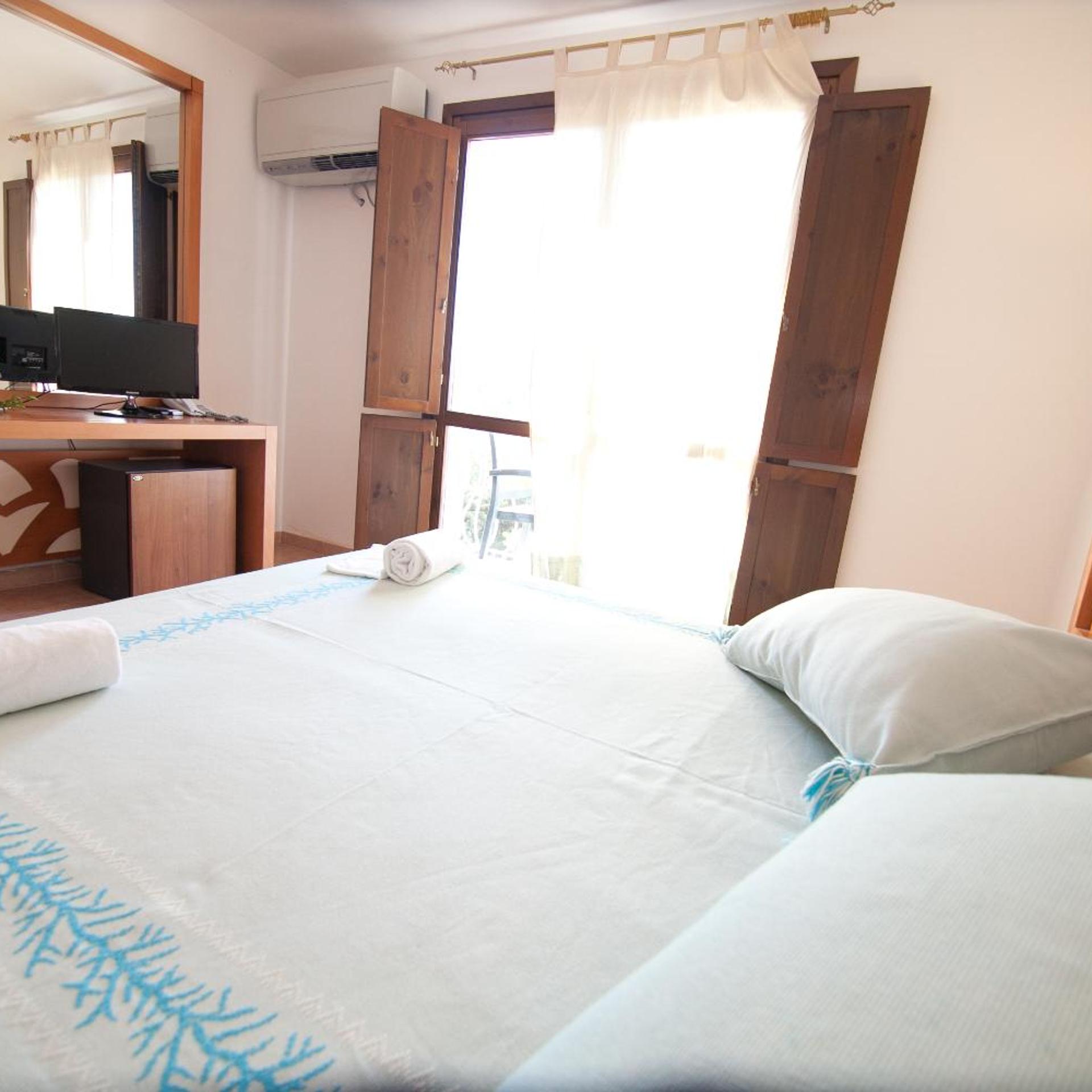 غرفة رباعية، Club Esse Gallura Beach Village 2/10
