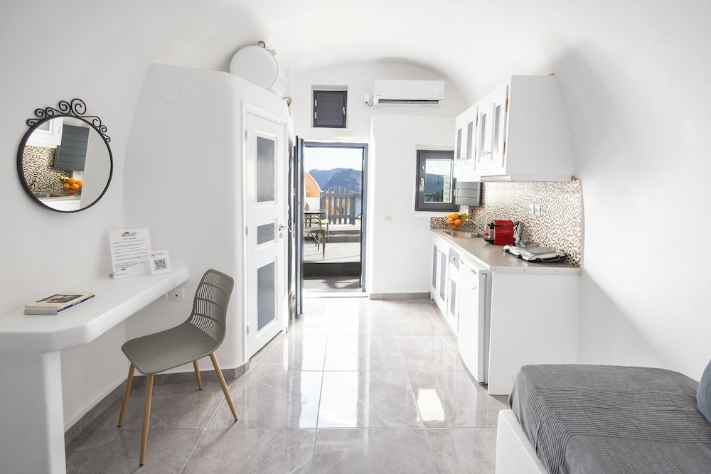 White Side Suites 30/50