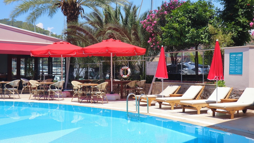 Ata Park Hotel 6/67