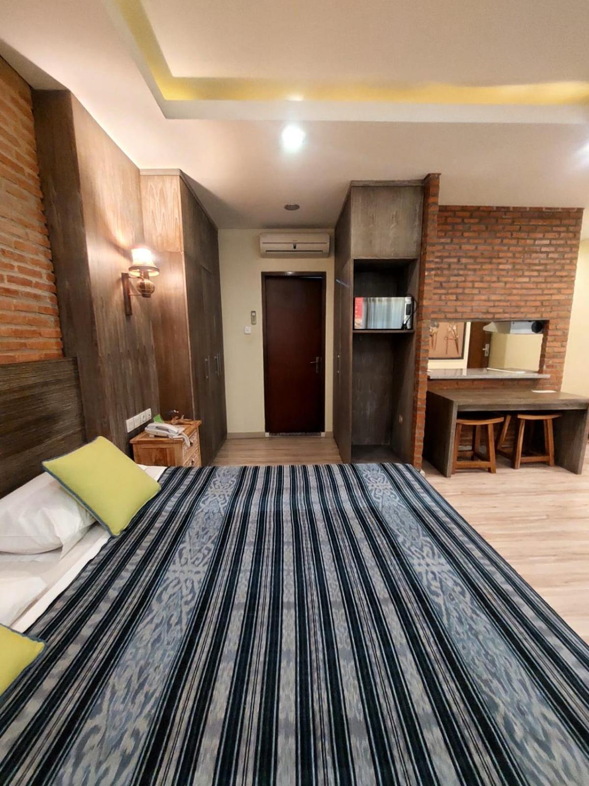 Apartemen Senayan 14/32