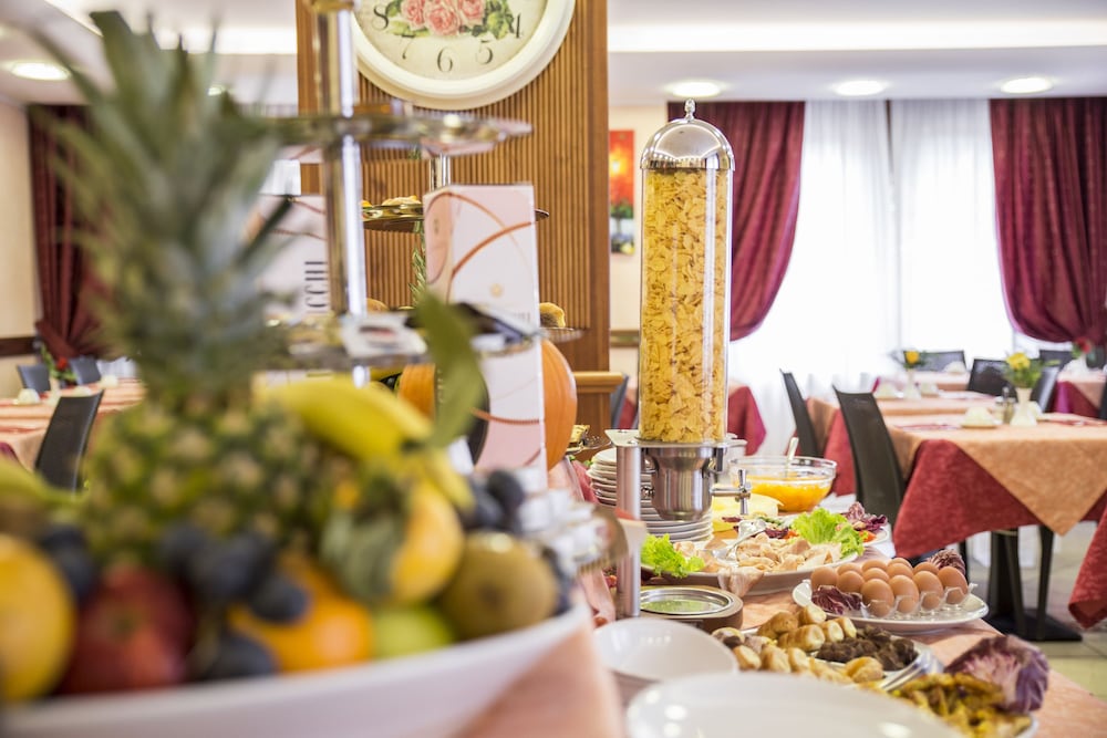 restaurant-cafeteria