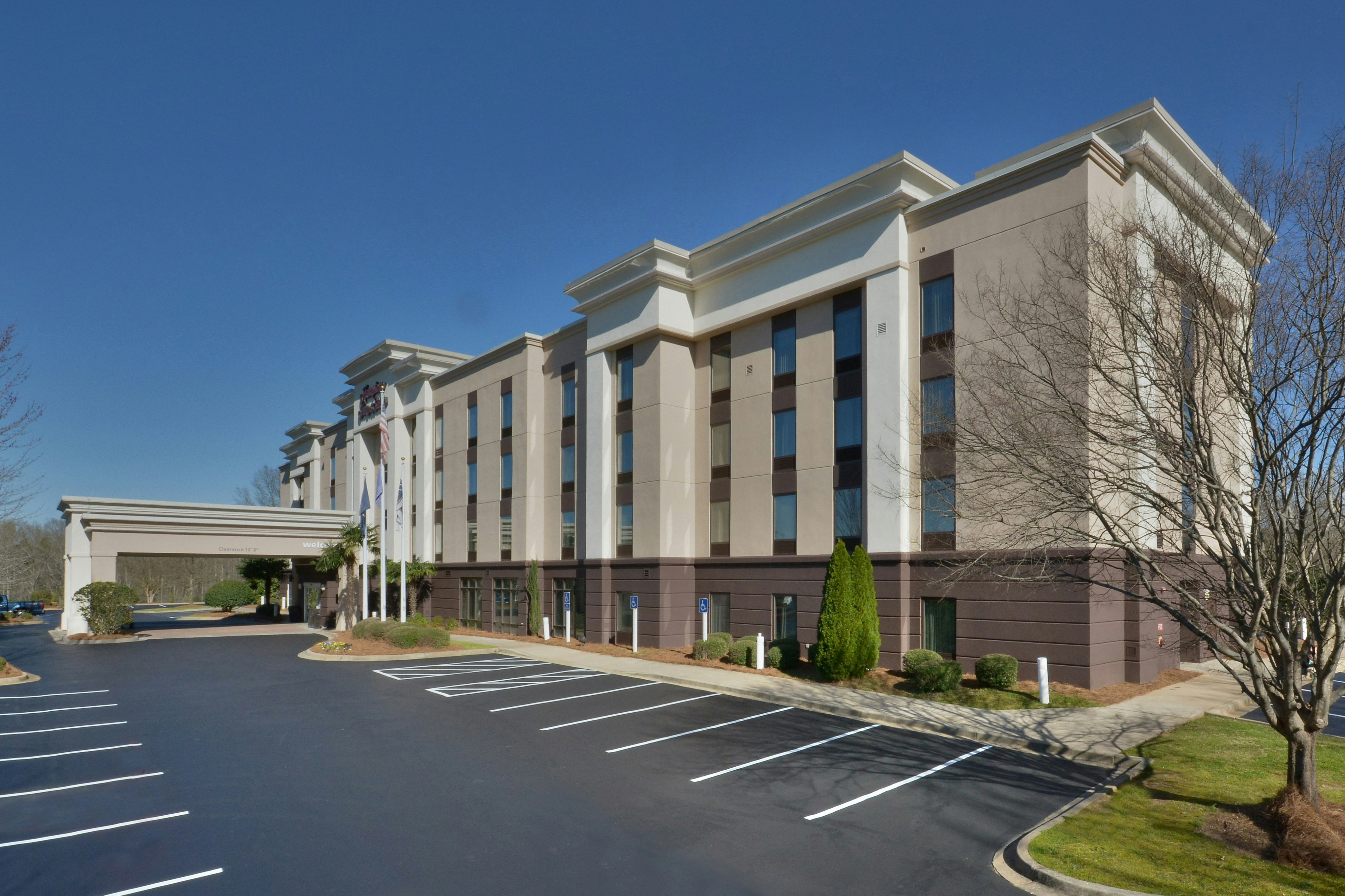Hampton Inn & Suites Clinton - I-26 35/38