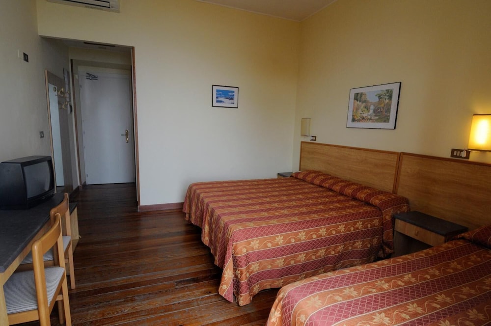 Hotel Petit Royal 15/50