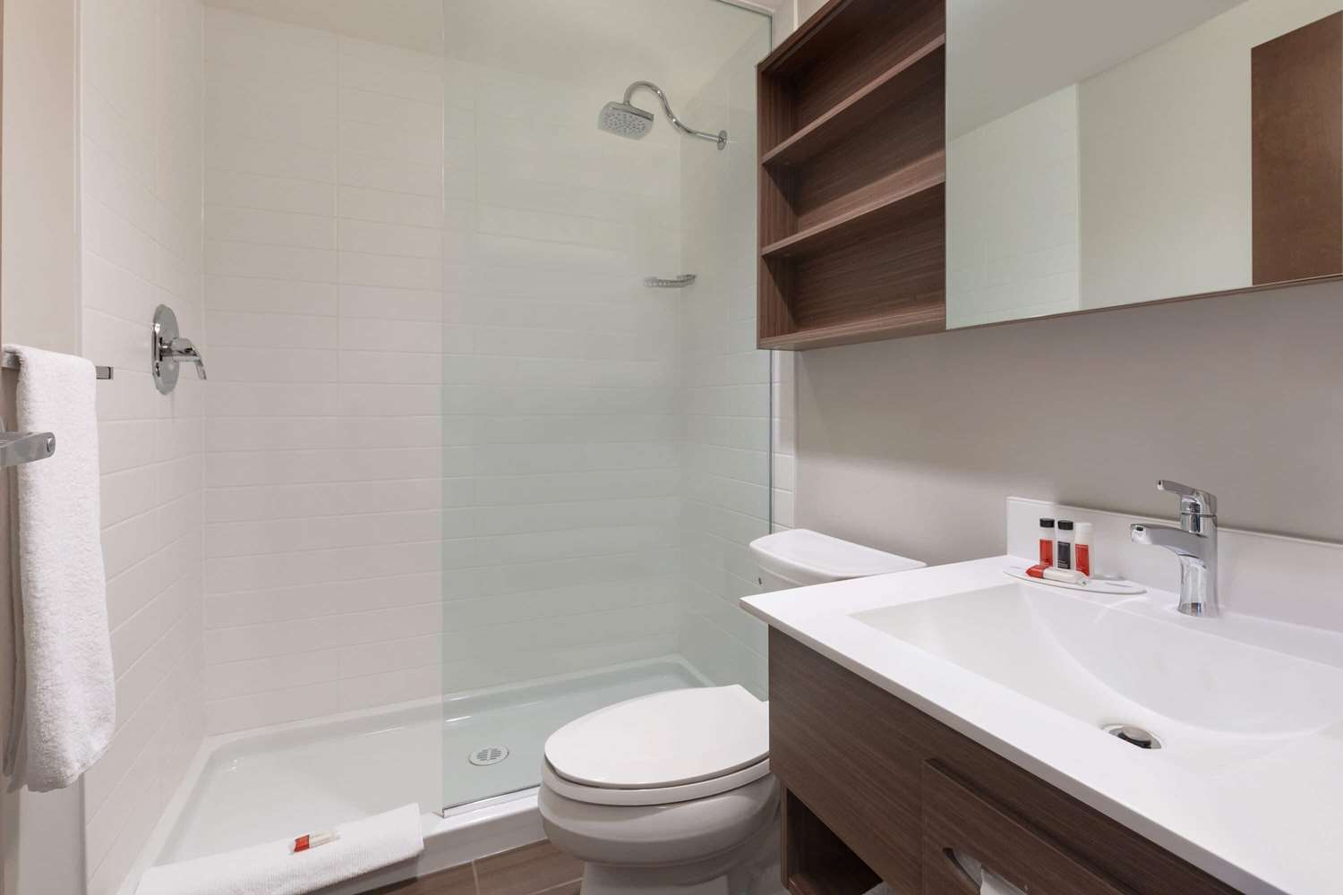 Microtel Inn & Suites By Wyndham Bonnyville 42/43