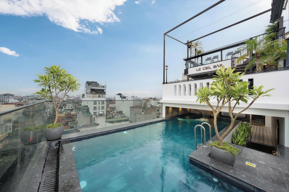 L Hotel du Lac Hanoi 2/49