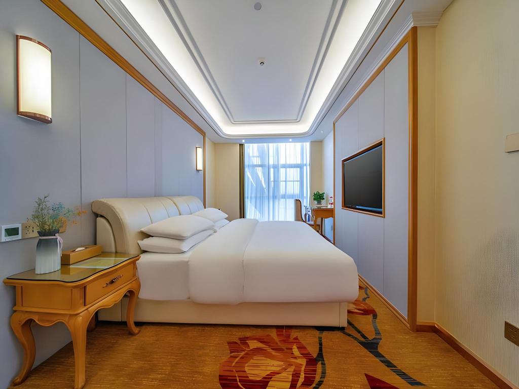 Vienna International Hotel (Kunming New Luosiwan, Vanke Charming City, Guangwei Metro Station) 33/52
