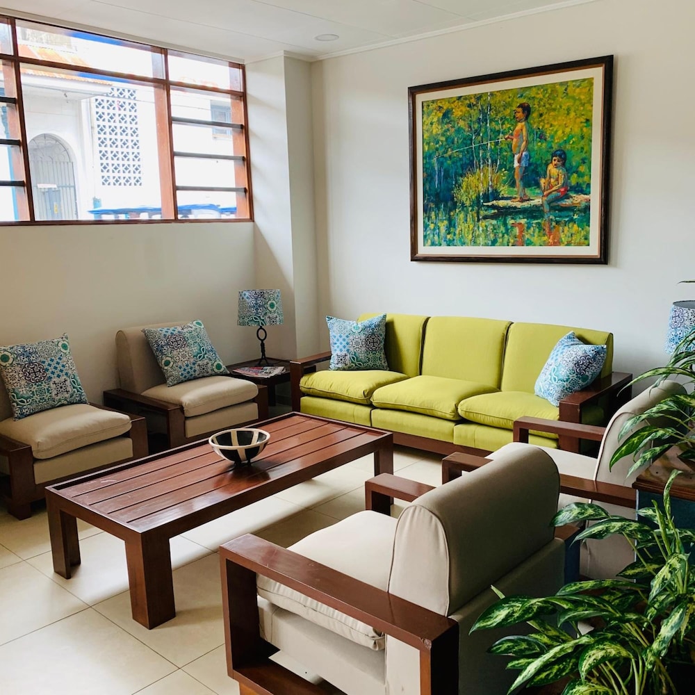 Acosta Hotel 37/55