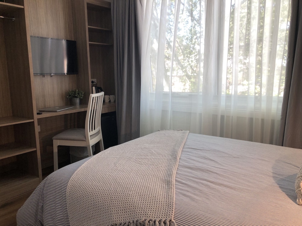 Carnarvon Lodge Kirribilli, Sydney 20/40
