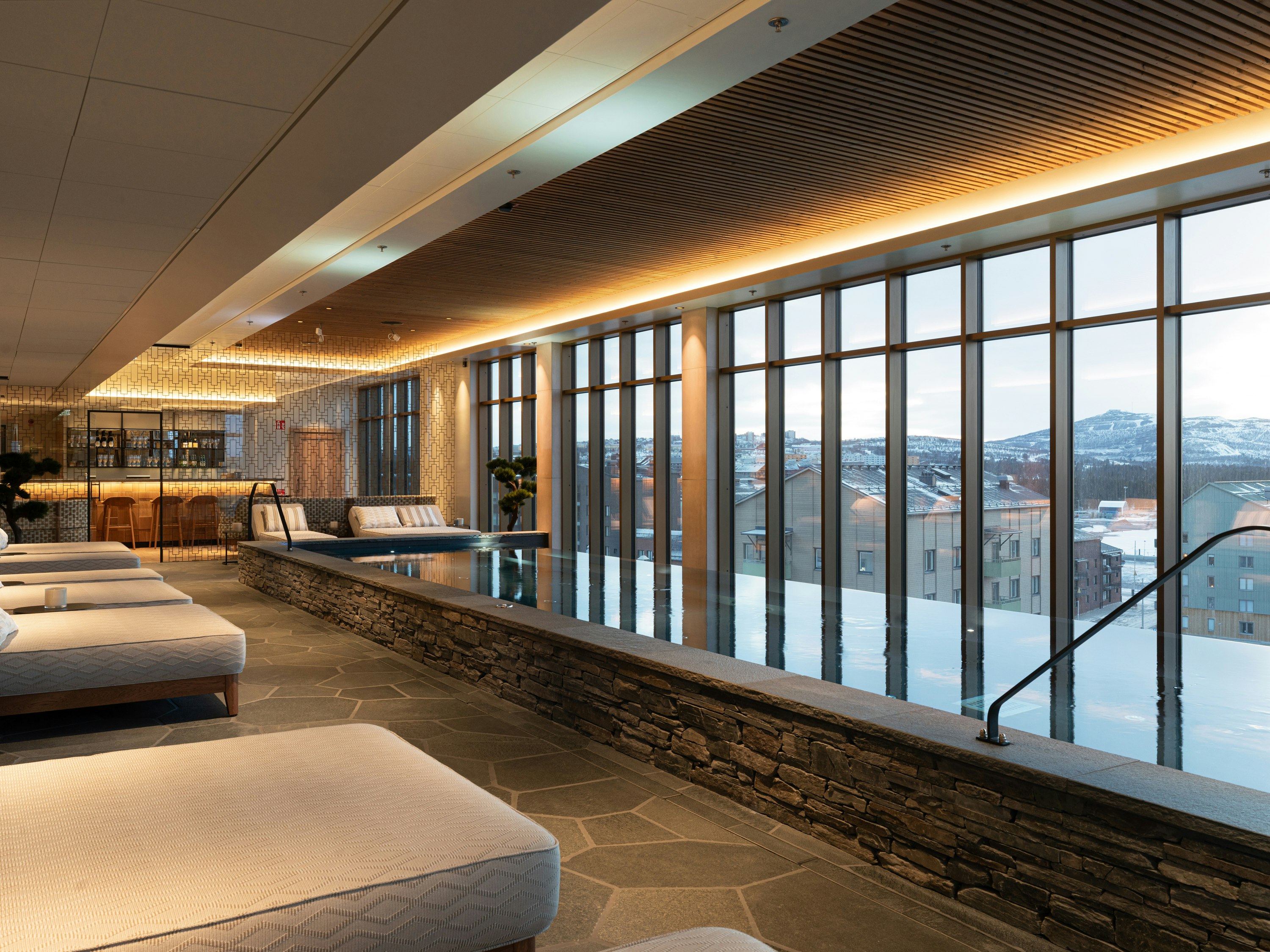Elite Hotel Frost 28/40