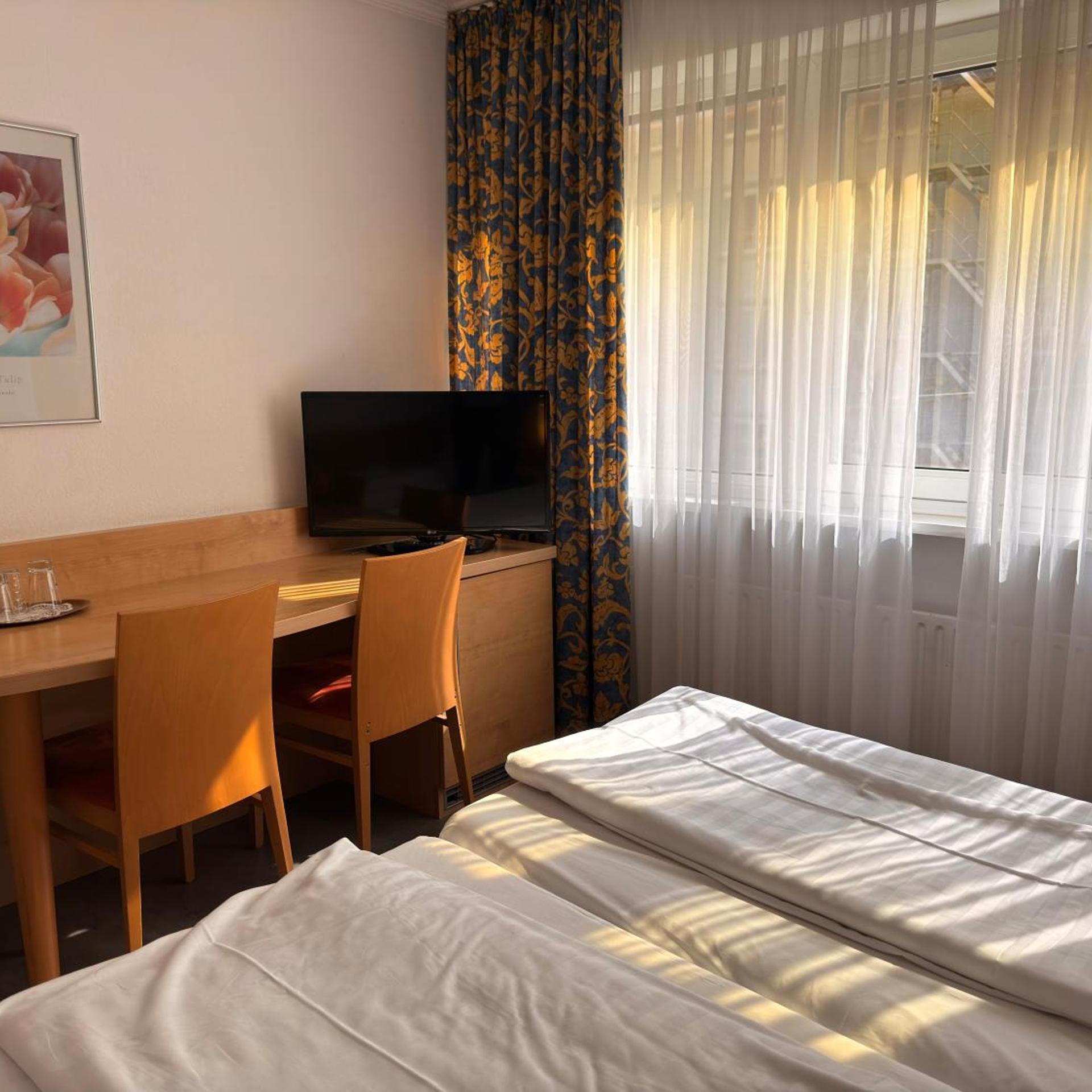 غرفة قياسية ثلاثية بسرير فردي، Hotel Wallis 4/7