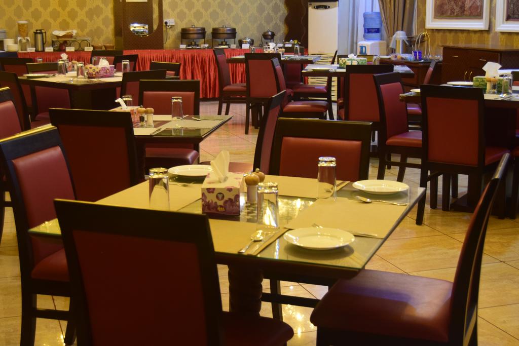 SHARJAH INTERNATIONAL AIRPORT HOTEL 18/23