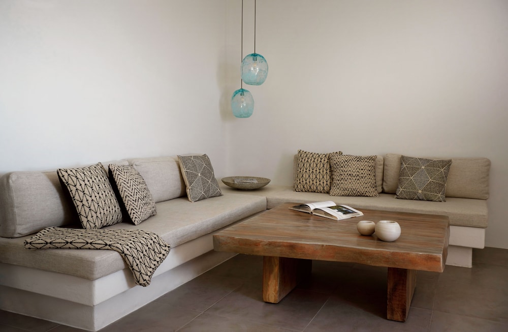 Native Eco Villas Santorini 21/35