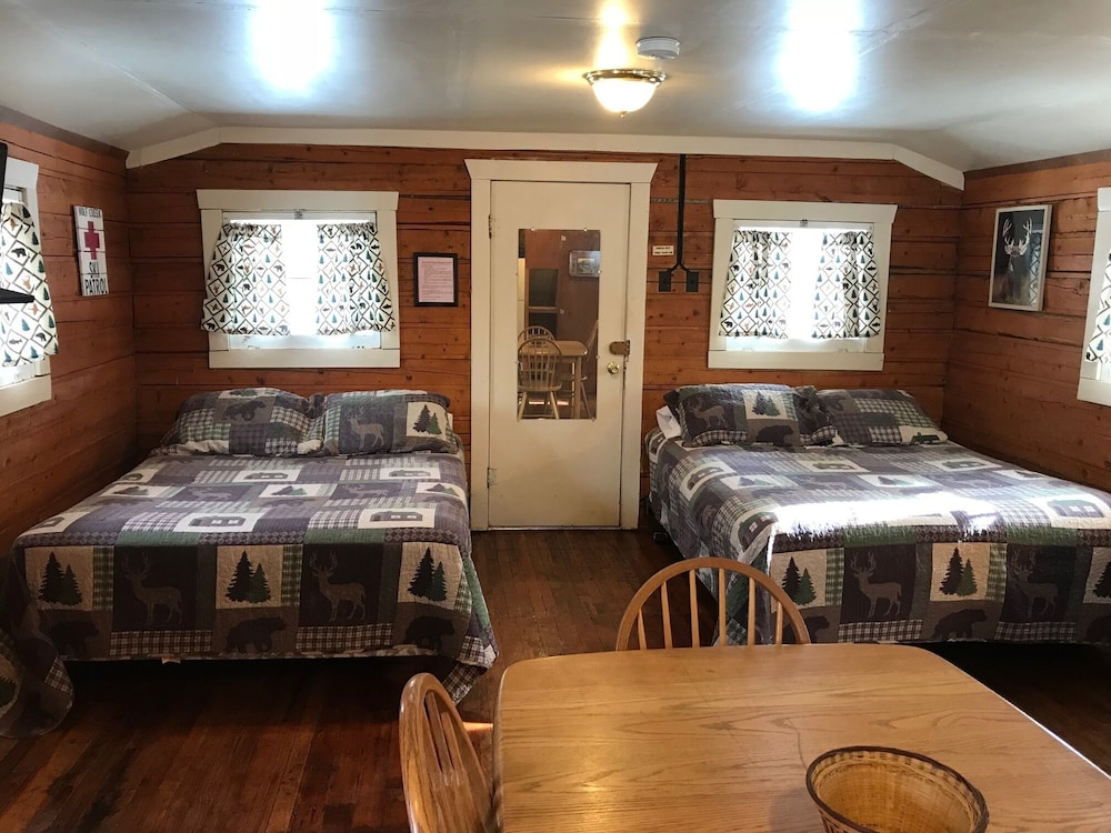 Grandview Cabins & RV Resort 22/50