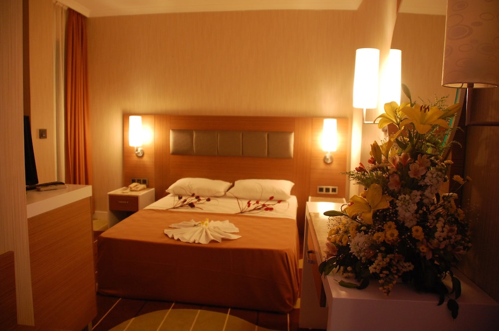 Oba Star Hotel 7/23