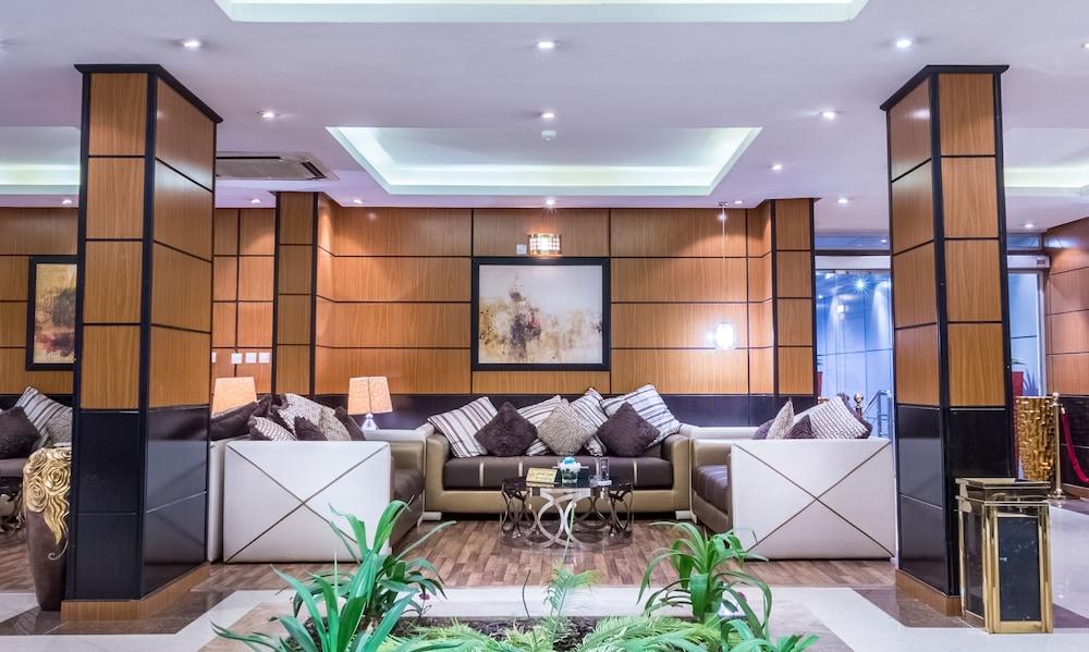 أجنحة المهيدب التخصصي(Almuhaidb Al Takhasosi Suites) 17/63