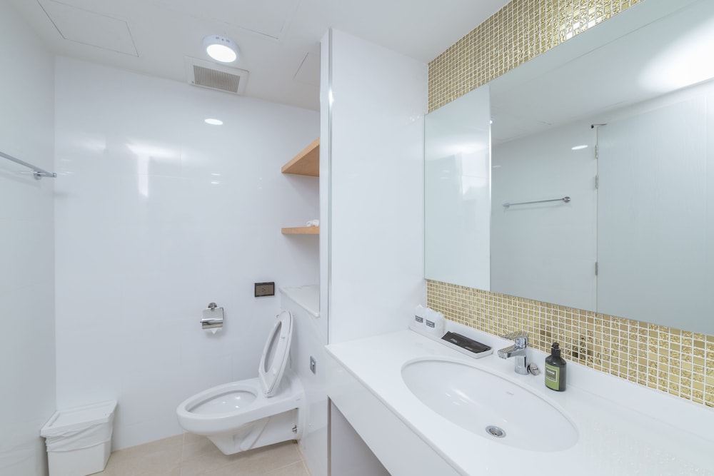 Jasmine Resort Hotel Serviced Apartment 49/50