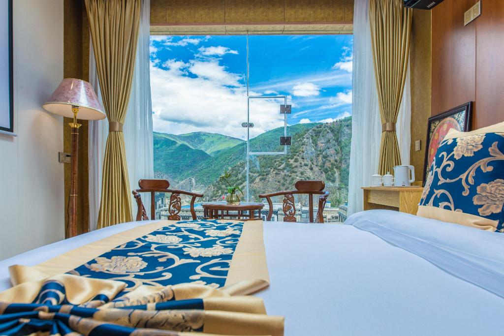 Minyoun Rezen Retreat Yading Daocheng 26/39