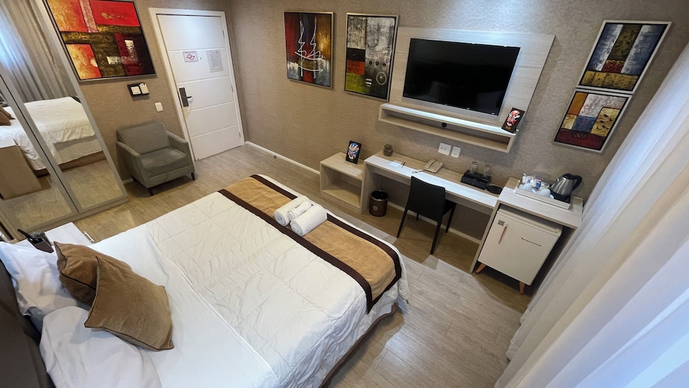 LUXURY, DOUBLE BED