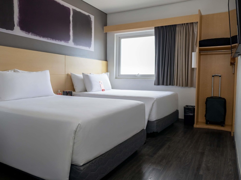 Ibis Chihuahua 8/50