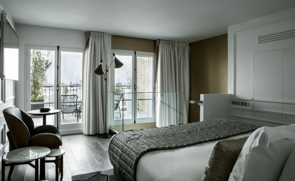 MONTMARTRE, DUPLEX, TERRACE