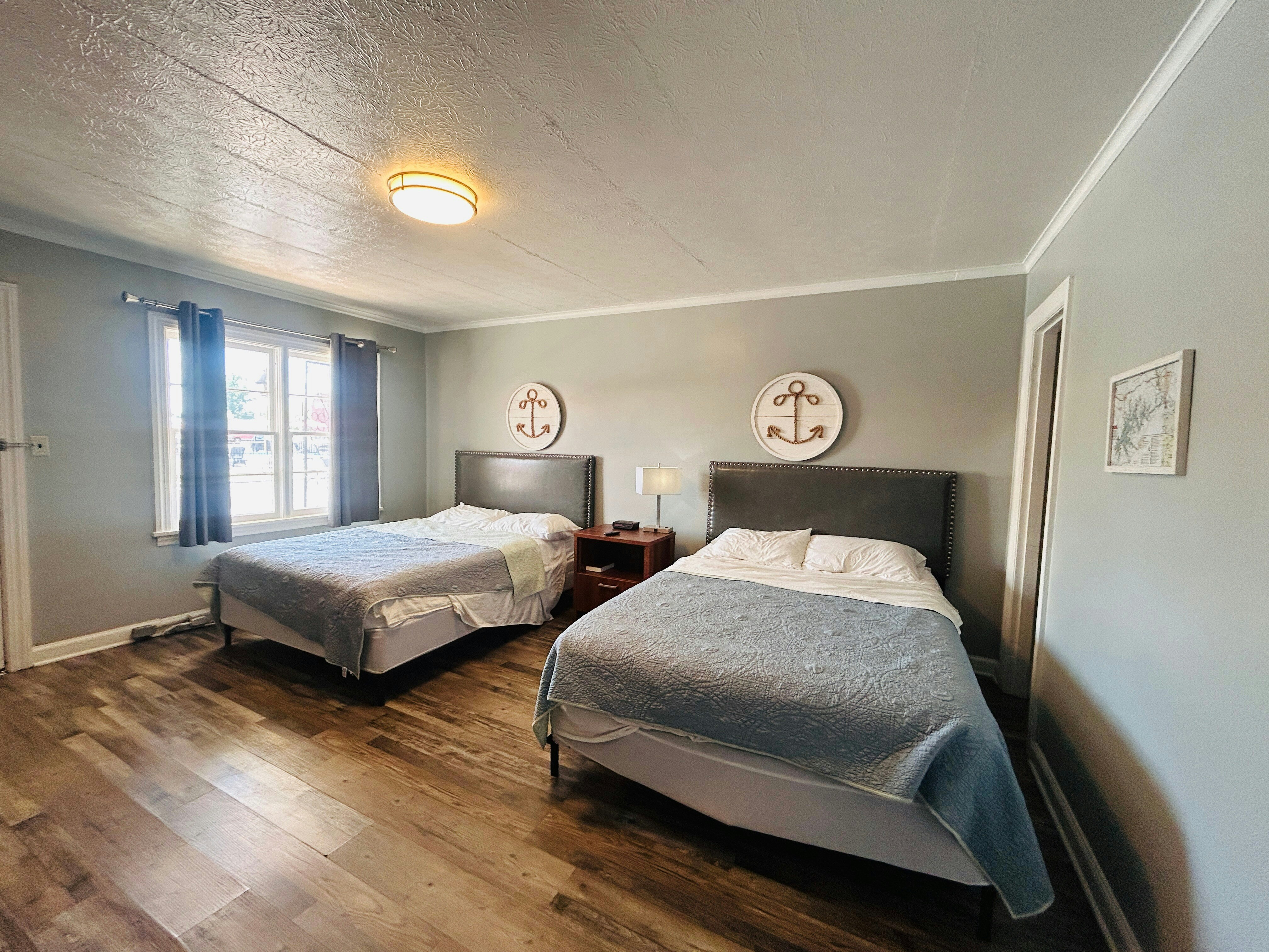 7 Gables Motel Burnside Near Somerset US 27 12/36